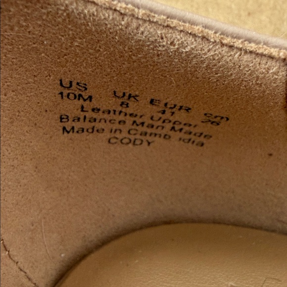 Naturalizer Women's Tan/ Square Toe Flats size 10 M - Picture 2 of 4